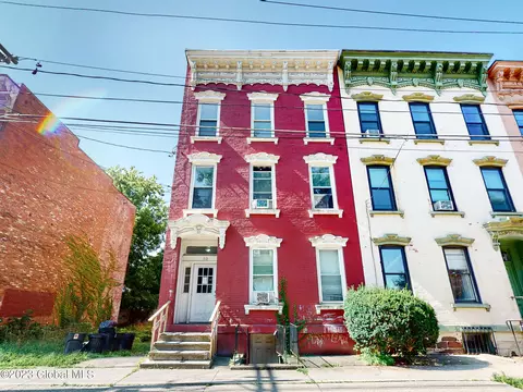 52 Bassett St, Albany, NY 12202