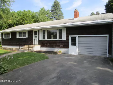 6 Edwin Dr, Charlton, NY 12019