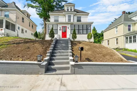 438 Anthony St, Schenectady, NY 12308