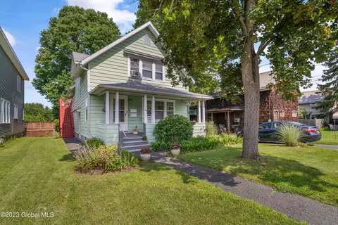 23 Hamilton Ave, Troy, NY 12180
