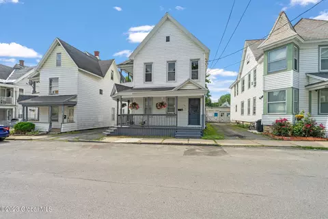 14 Wilson Ave, Amsterdam, NY 12010