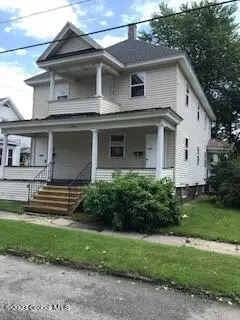 16 Jay St, Gloversville, NY 12078
