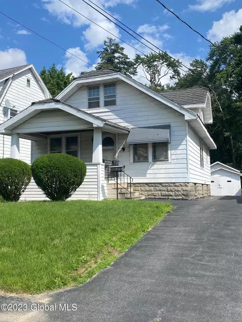 46 Marshall Ave, Schenectady, NY 12304 photo 2