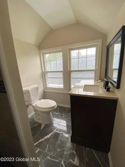 46 Marshall Ave, Schenectady, NY 12304 photo 41