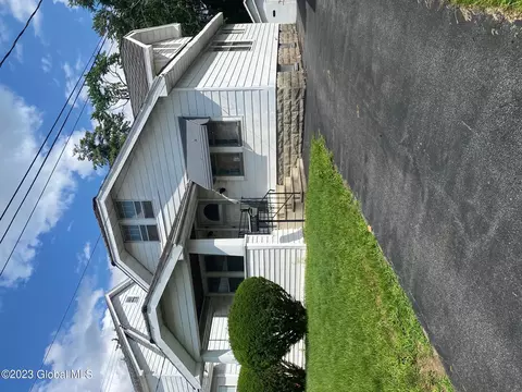 46 Marshall Ave, Schenectady, NY 12304