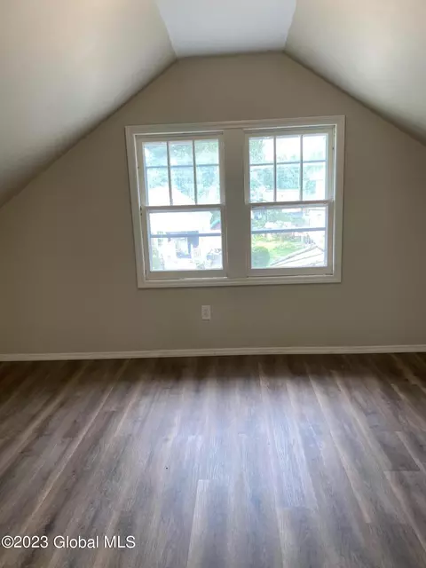 46 Marshall Ave, Schenectady, NY 12304 photo 33