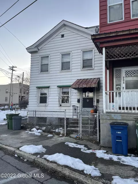 206 Mohawk St, Cohoes, NY 12047