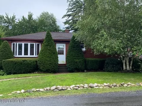 376 Magazine St, Albany, NY 12203