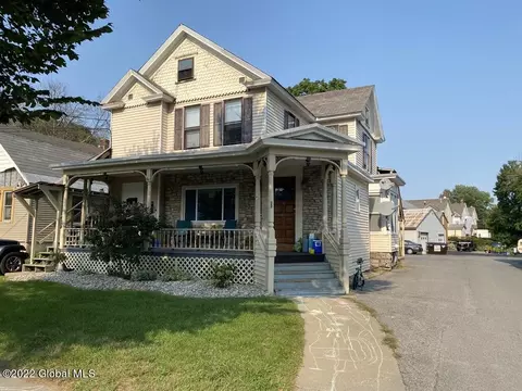 171 Bay St, Glens Falls, NY 12801