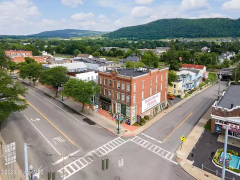 548 E Main St, Cobleskill, NY 12043