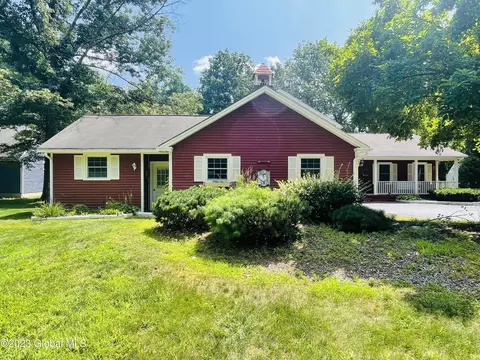 6 Nelson Rd, Lake George, NY 12845