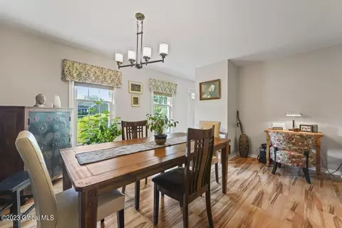 9 Bernard Place Pl, Glenmont, NY 12077 photo 6
