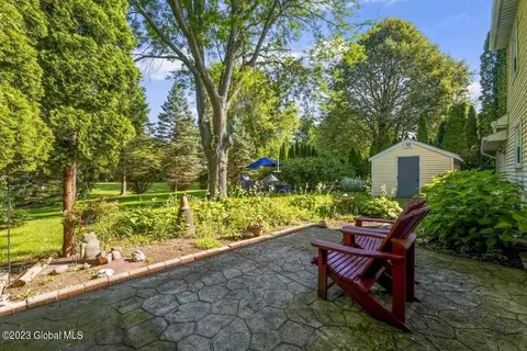 9 Bernard Place Pl, Glenmont, NY 12077 photo 33