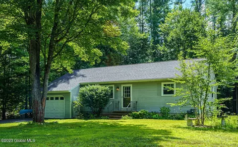 2 Palmer Ter, Gansevoort, NY 12831
