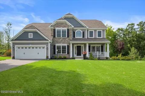 2 Walden Cir, Saratoga Springs, NY 12866