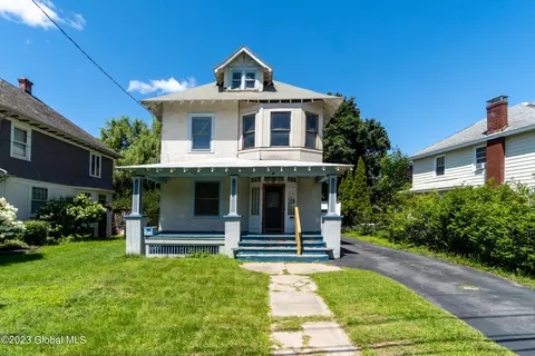 1057 Lexington Ave, Schenectady, NY 12309