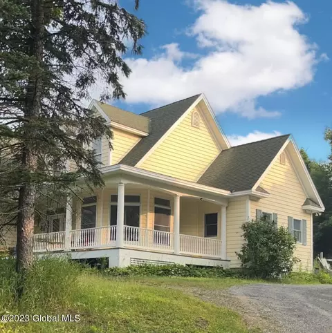 2278 Gordon Rd, Schenectady, NY 12306
