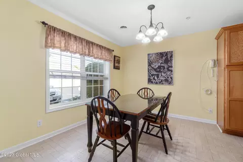 2000 Curry Rd # 37, Schenectady, NY 12303 photo 8