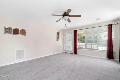 2000 Curry Rd # 37, Schenectady, NY 12303 photo 5
