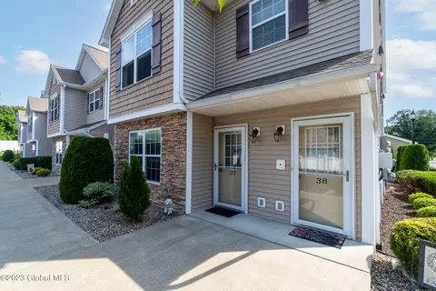 2000 Curry Rd # 37, Schenectady, NY 12303 photo 32