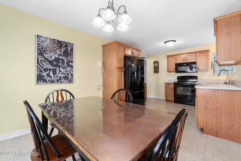2000 Curry Rd # 37, Schenectady, NY 12303 photo 11
