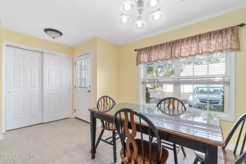 2000 Curry Rd # 37, Schenectady, NY 12303 photo 10