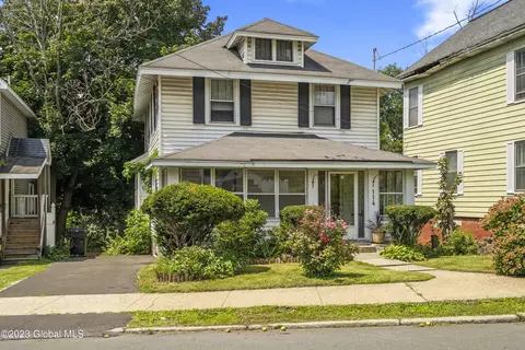 114 Oakwood Ave, Troy, NY 12180