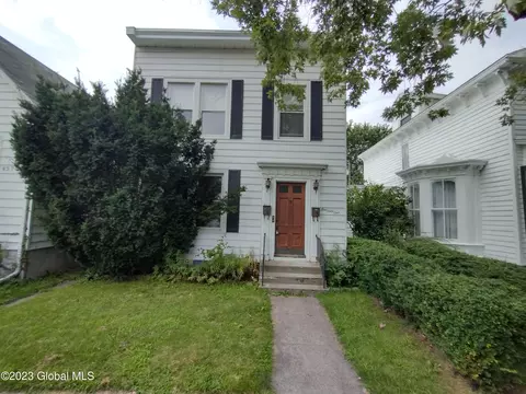 461 8th Ave, Troy, NY 12182