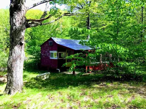 383 Lake Desolation Rd, Middle Grove, NY 12850