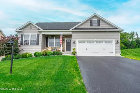 13 Independence Trl, Ballston Spa, NY 12020