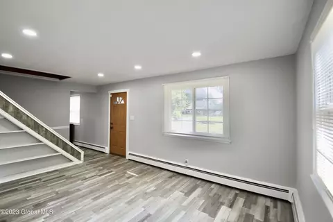 1114 Inner Dr, Schenectady, NY 12303 photo 11