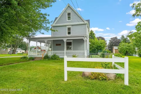 2504 Augustine Ave, Schenectady, NY 12306 photo 2