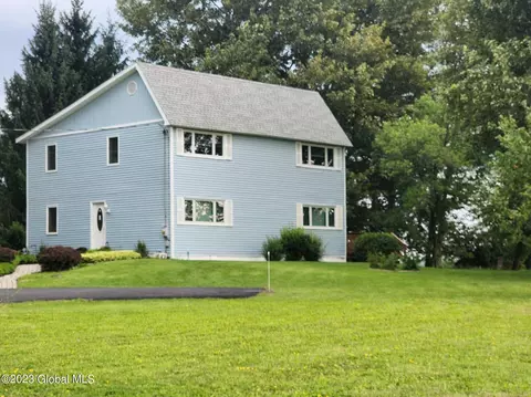 124 Crommie Rd, Cobleskill, NY 12043