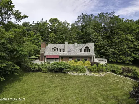 55 Colehamer Ave, Troy, NY 12180