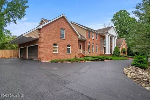 20 Nott Rd, Rexford, NY 12148 photo 4