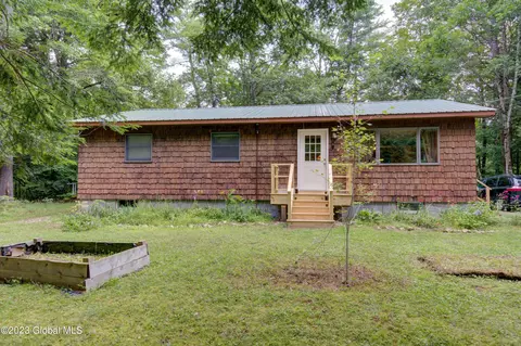 1356 Ny-28, Warrensburg, NY 12885