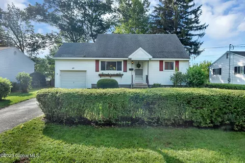 55 Fuller Ter, Albany, NY 12205