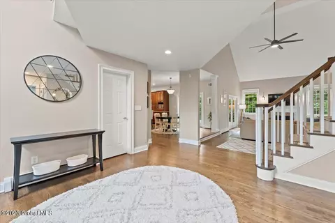 19 Eliot Dr, Slingerlands, NY 12159 photo 6