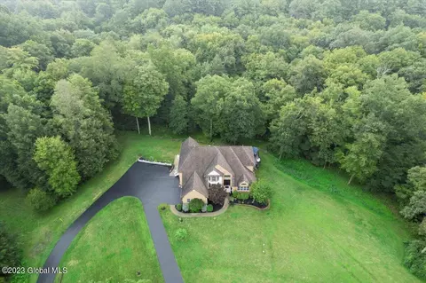 19 Eliot Dr, Slingerlands, NY 12159 photo 69