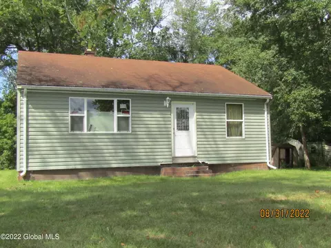 183 River Rd, Schuylerville, NY 12871