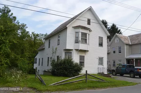 26 Barber Ave, Greenwich, NY 12834