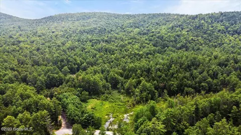 28 Green Mansions Rd, Warrensburg, NY 12817