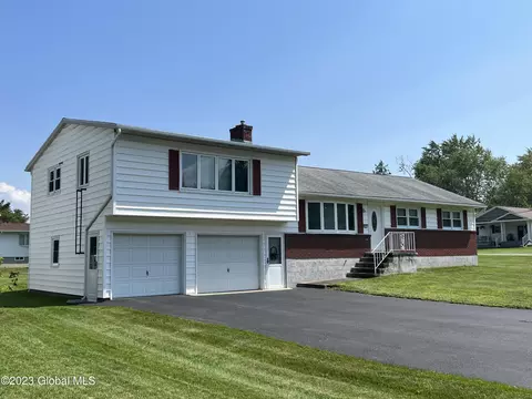 211 S Westcott Rd, Schenectady, NY 12306