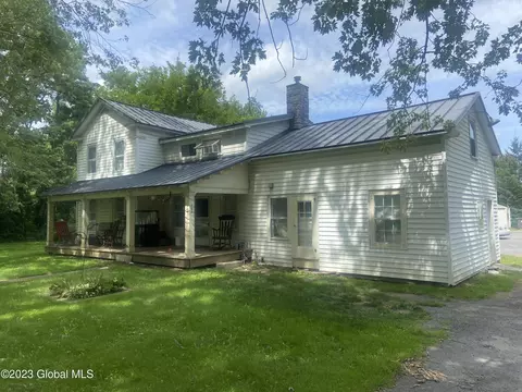 100-300 Franklin Ln, Altamont, NY 12009