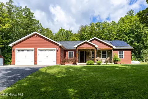 11 Wastina Way, Fort Ann, NY 12827