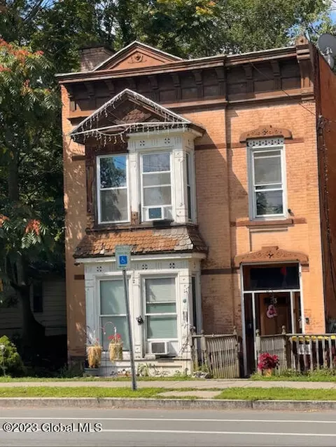 3 Pawling Ave, Troy, NY 12180