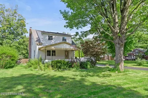 158 Pine Ave, Glenville, NY 12302
