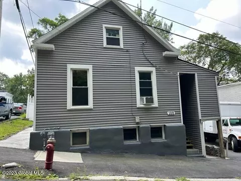 100 Hanover St, Troy, NY 12180