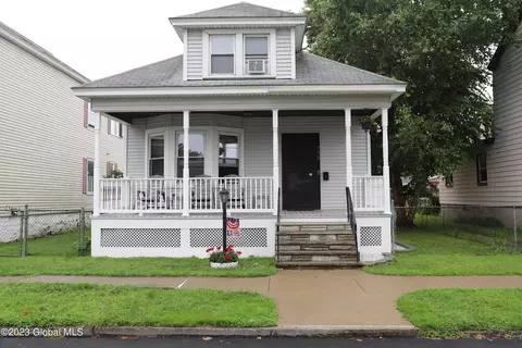 735 4th Ave, Watervliet, NY 12189