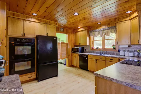 2887 State Route 22a, Hampton, NY 12837 photo 6